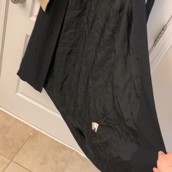 Light and Lined Textured Coat / Dress - Picture 13 of 17